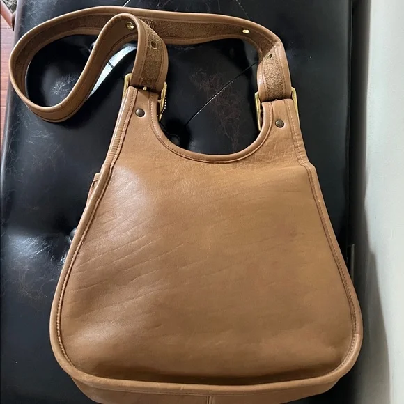 Vintage Coach Crescent Leather Saddle Bag - Picture 4 of 13